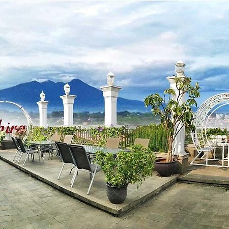 Sahira Butik Hotel Bogor Exterior foto