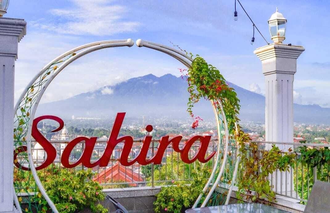 Sahira Butik Hotel Bogor Exterior foto